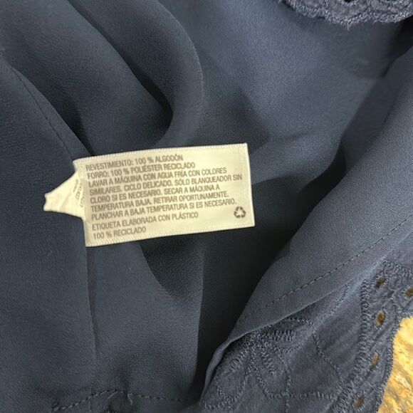 Knox Rose Navy Blue Sleeveless Eyelet Top - Picture 6 of 8